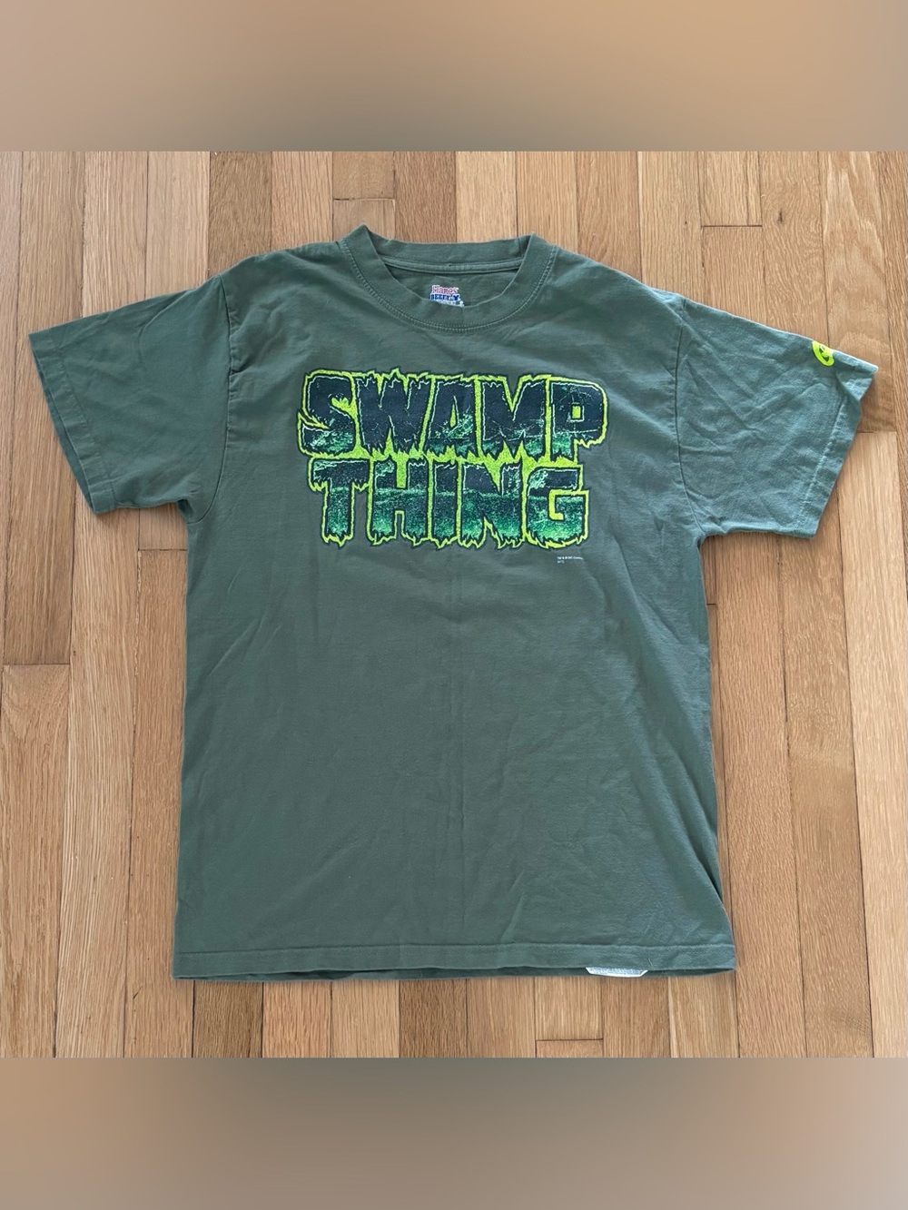 Swamp Thing DC Comics 2011 Shirt Mens M Hanes Beefy T Olive Green Graphic Tee